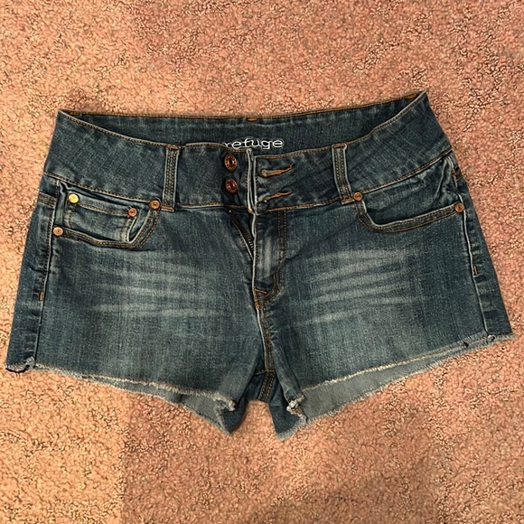 Refuge Jean shorts size 8 - Picture 1 of 2